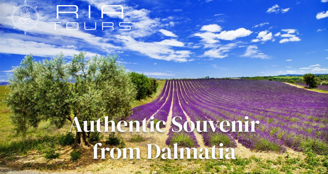 What-to-buy-as-an-authentic-souvenir-Ria-Tours-Blog-Banner.