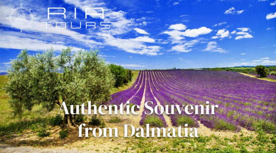 What-to-buy-as-an-authentic-souvenir-Ria-Tours-Blog-Banner.
