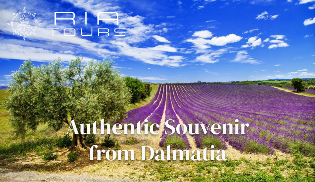 What-to-buy-as-an-authentic-souvenir-Ria-Tours-Blog-Banner.